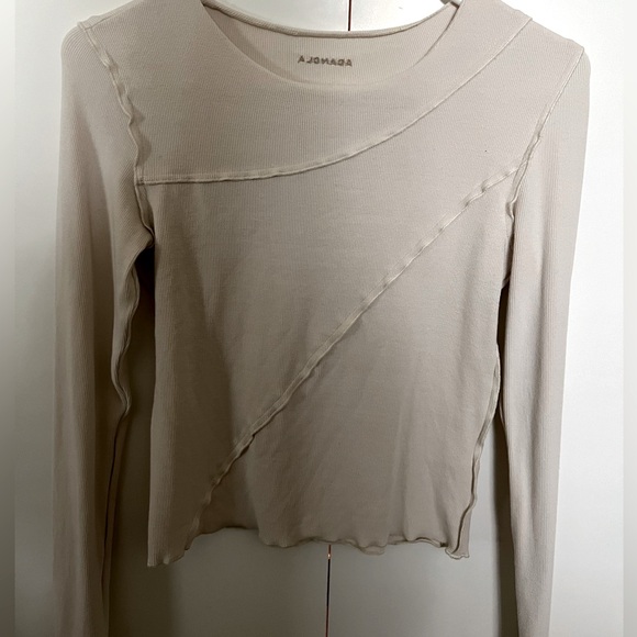 ADANOLA CREAM IVORY SEAM DETAIL LONG SLEEVE TOP - Picture 2 of 4